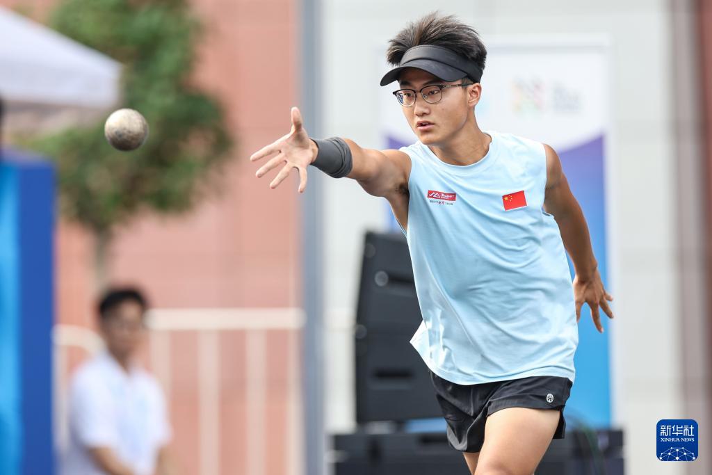 预赛在成都, alt