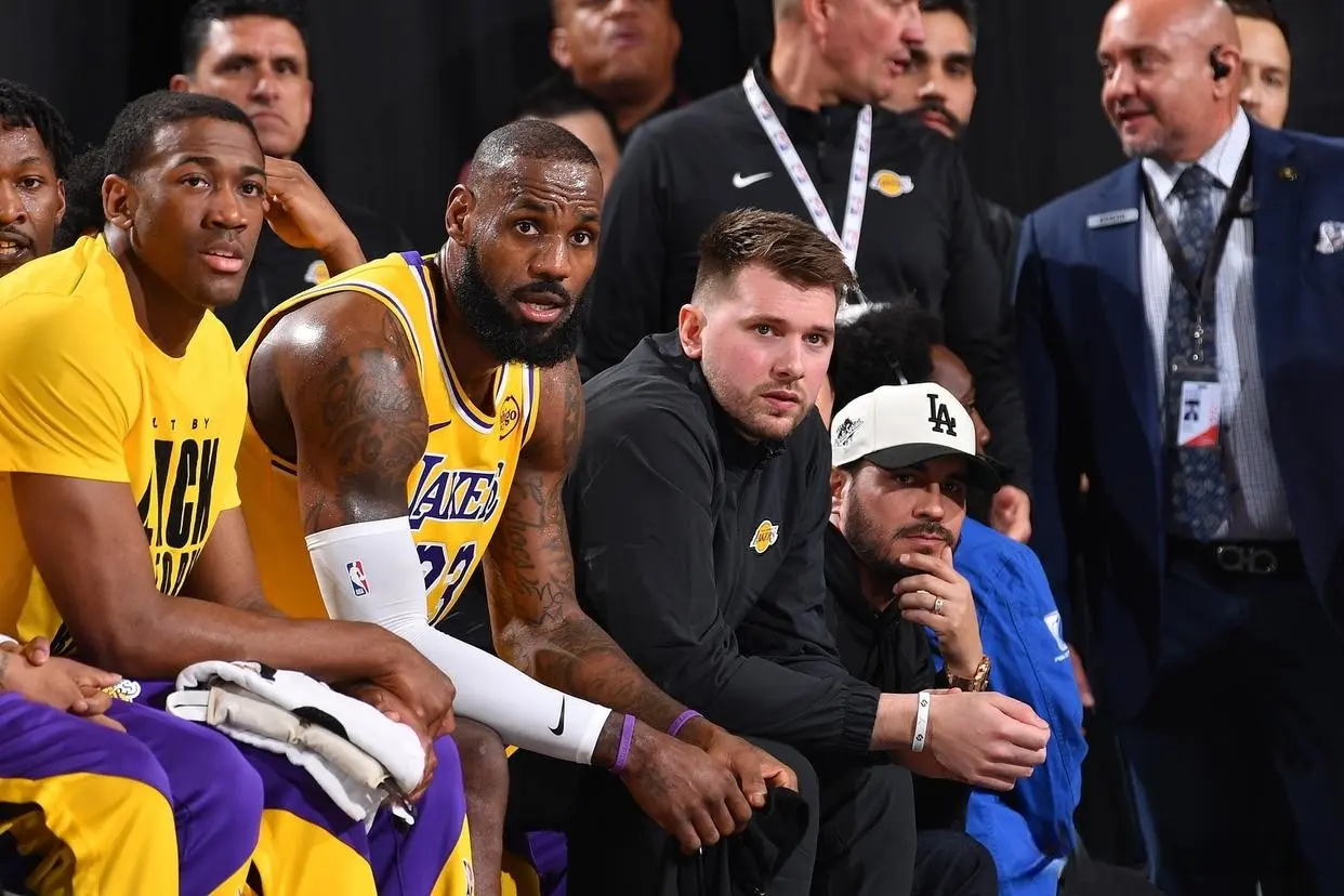 他现在只是, 直播场次都