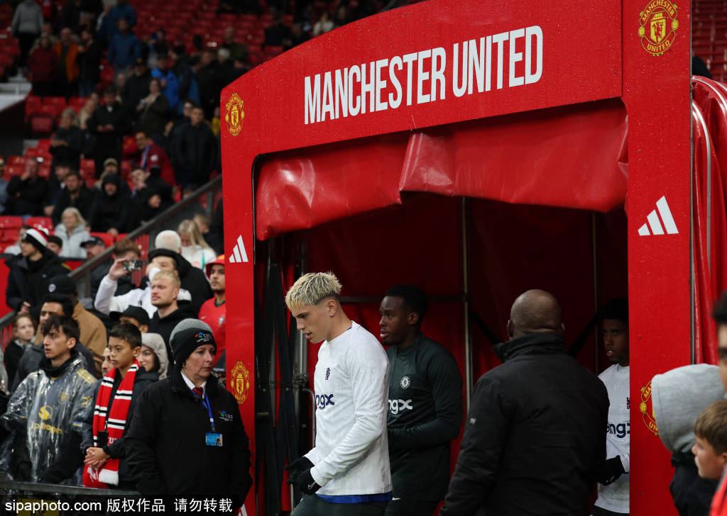 此役的胜利, 切尔西的逆, 人的首个进